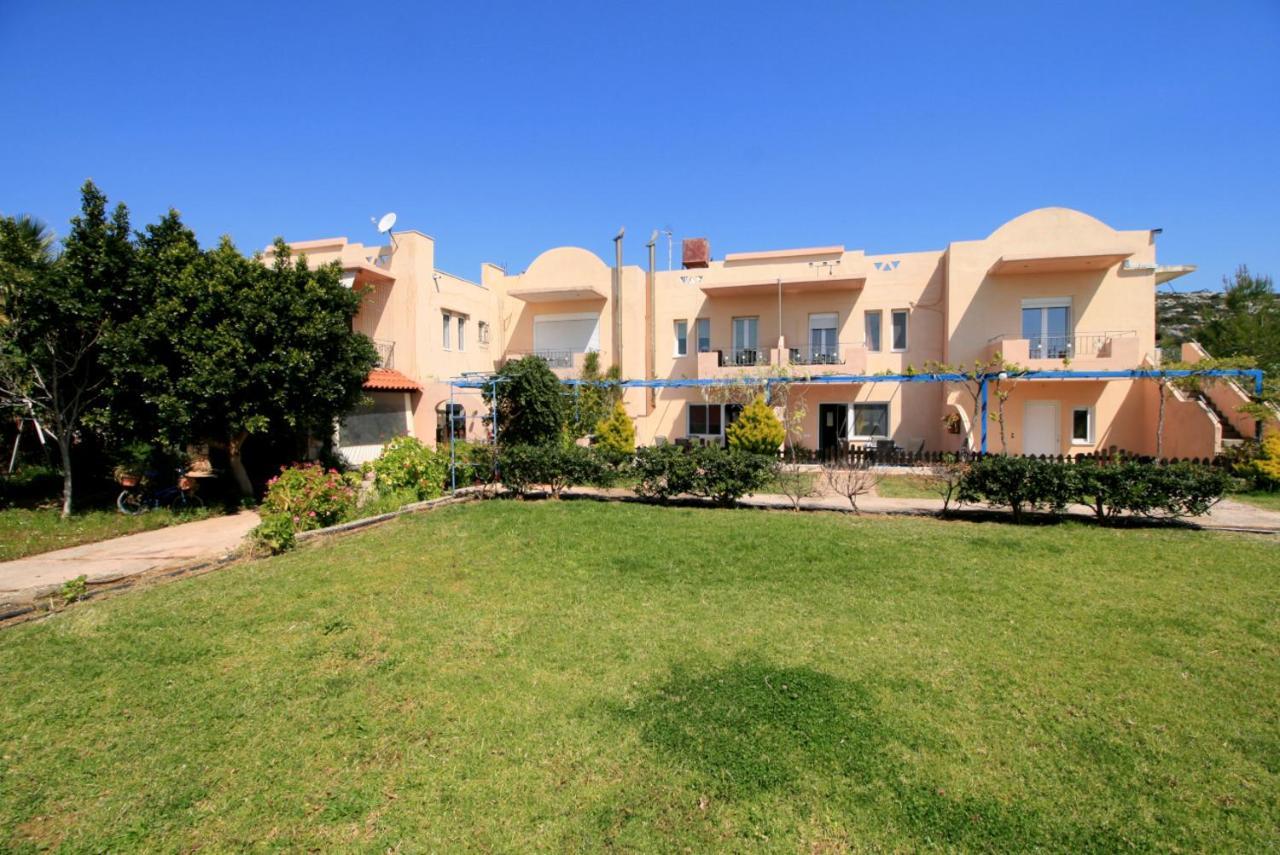 Seaside, Relaxing Family House With Playground! Villa Lavrys 4 Марати Экстерьер фото