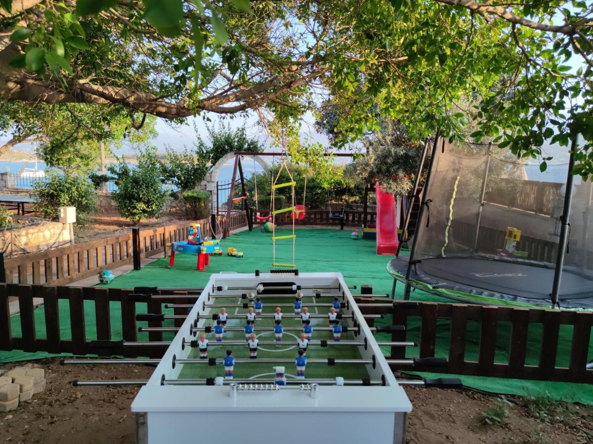 Seaside, Relaxing Family House With Playground! Villa Lavrys 4 Марати Экстерьер фото